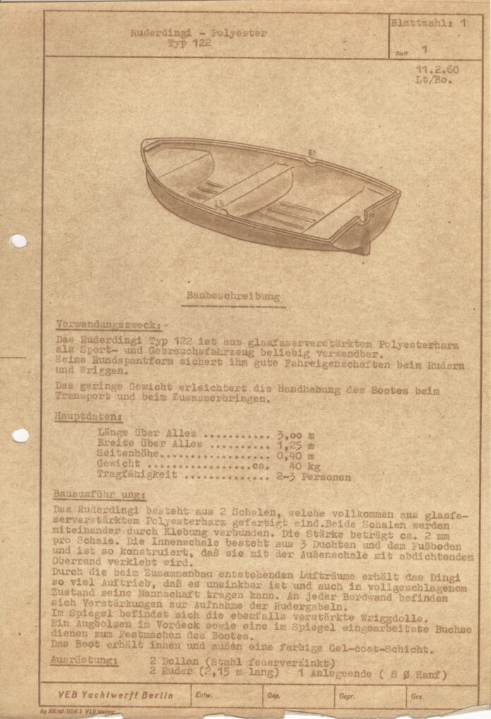 Ruderdingi Polyester - Typ 122 - VEB Yachtwerft Berlin - 1960.11.02_Seite_001